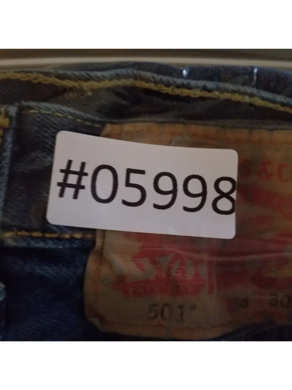 Levis Jeans Mens 38x30 Blue 501 Cotton Denim Button Fly Classic Straight *Read*